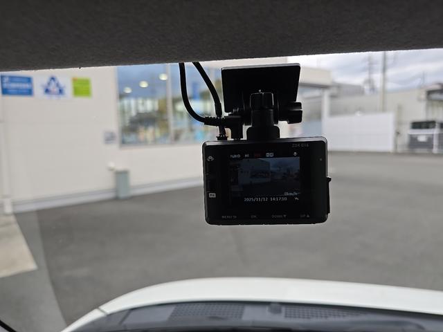 ムーヴキャンバス Ｘメイクアップリミテッド　ＳＡＩＩＩ　ナビ　ＥＴＣ　前後ドライブレコーダー　ワンオーナー　マルチビュー　フロントカメラ　サイドカメラ　左右パワースライド　電動格納ミラー　スマートキー＆プッシュスタート　オートライト　Ｂｔオーディオ（35枚目）