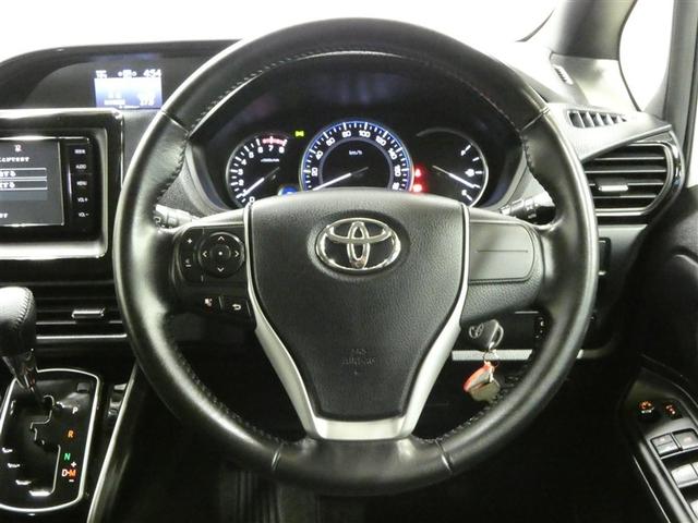 エスクァイア Xi 片側電動ドア 横滑り防止機能 Bカメラ 点検記録簿 パワーウインドウ LEDライト 1オーナー 盗難防止装置 ウォークスルー ETC車載器 キーレス エアコン アルミホイール DVD ABS ナビTV(5枚目)