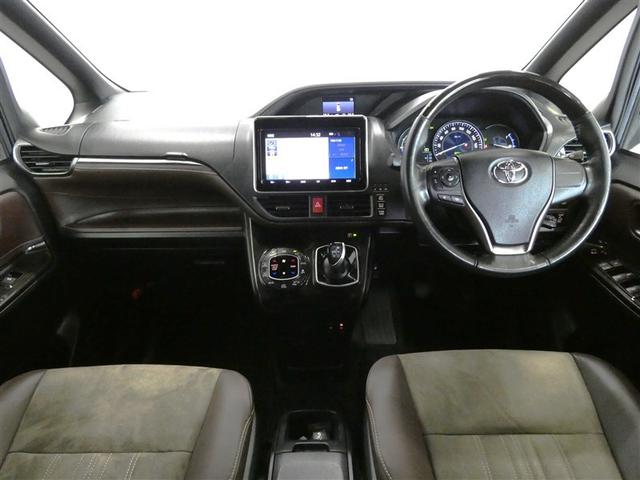 エスクァイア ハイブリッドGi プレミアムパッケージ 地上デジタル 衝突被害軽減 LEDライト 1オナ Bカメラ クルコン スマートキー メモリナビ ナビ&TV キーレス ドラレコ 盗難防止装置 DVD再生 ABS 3列シート ETC アルミ 両自動ドア(2枚目)