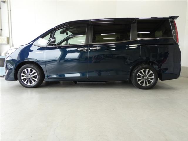 エスクァイア ハイブリッドGi プレミアムパッケージ 地上デジタル 衝突被害軽減 LEDライト 1オナ Bカメラ クルコン スマートキー メモリナビ ナビ&TV キーレス ドラレコ 盗難防止装置 DVD再生 ABS 3列シート ETC アルミ 両自動ドア(32枚目)