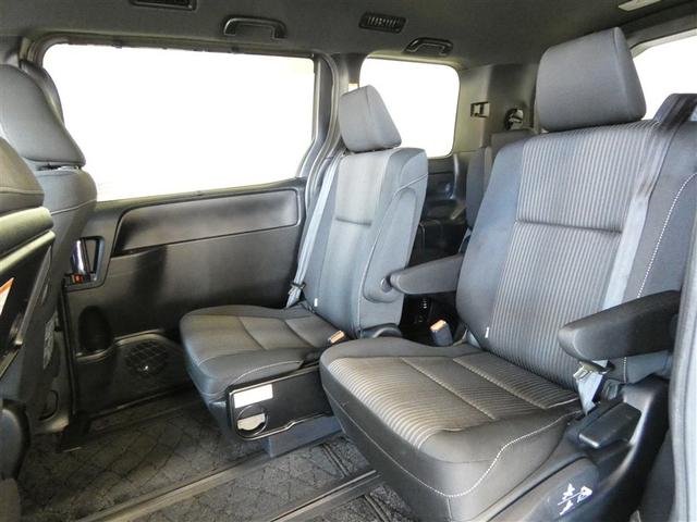 ヴォクシー ＺＳ　煌　地上デジタル　ＴＳＳ　両側パワードア　アイドリングストップ車　パワーウィンド　横滑防止　１オーナ　整備記録簿　ＤＶＤ可　盗難防止装置　スマートエントリー　Ｂカメラ　ＡＵＸ　ＬＥＤヘッドライト　ＥＴＣ（21枚目）