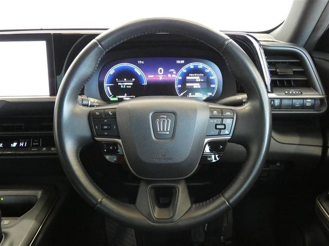 クラウンクロスオーバー Ｇアドバンスド　スマキー　ＬＥＤランプ　ＡＣ１００Ｖ　地デジＴＶ　横滑り防止機能　フルオートエアコン　クルーズコントロール　ＡＢＳ　バックモニター　ＥＴＣ　キーレス　記録簿　Ｐシート　ワンオーナー　ＡＵＸ　エアバッグ（5枚目）