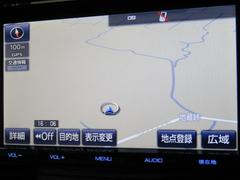 トヨタ純正ＴＣナビ＋フルセグテレビ＋Ｂカメラ＋ＥＴＣ付きです。詳細地図により目的地をピンポイントで設定できます。初めての道でも迷いにくく、ロングドライブも快適ですよ♪ 7