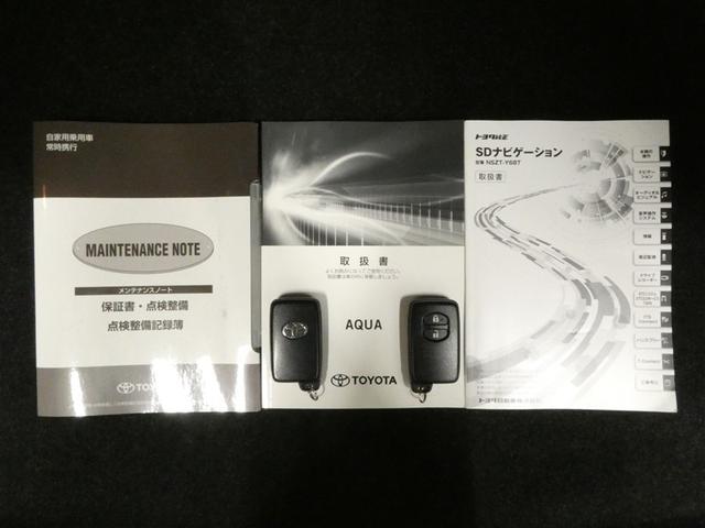 アクア Ｇソフトレザーセレクション　スマートキー＆プッシュスタート　バックモニター　ＥＴＣ車載器　フルセグＴＶ　ＬＥＤライト　横滑り防止　クルーズコントロール　イモビ　ナビ＆ＴＶ　キーレス　ドライブレコーダー　メモリナビ　ＤＶＤ再生可（28枚目）