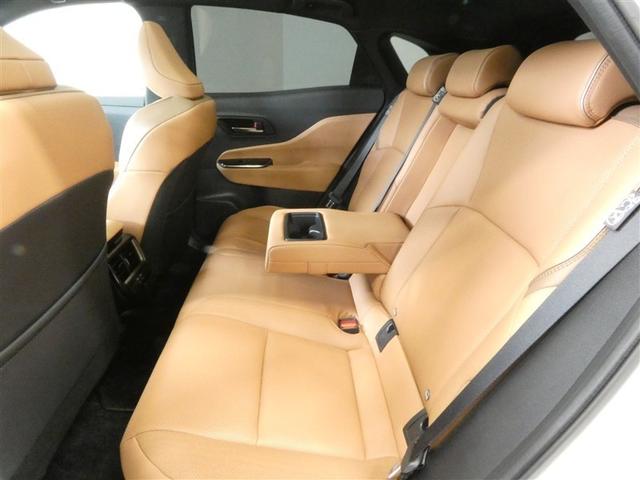 クラウンスポーツ Z ムーンルーフ AWD フルセグテレビ 1オーナー ETC車載器 TVナビ クルコン 横滑り防止装置 エアバッグ 本革 AC100V ミュージックプレイヤー接続可 メモリナビ ドラレコ キーレス ABS(24枚目)