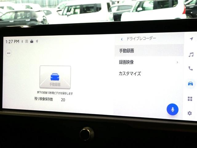 クラウンスポーツ ＲＳ　黒革シート　メモリーナビ　ナビＴＶ　地デジ　バックカメラ　ＥＴＣ　４ＷＤ　ミュージックプレイヤー接続可　パワーシート　クルーズコントロール　盗難防止装置　横滑り防止機能　キーレス　スマートキー（11枚目）