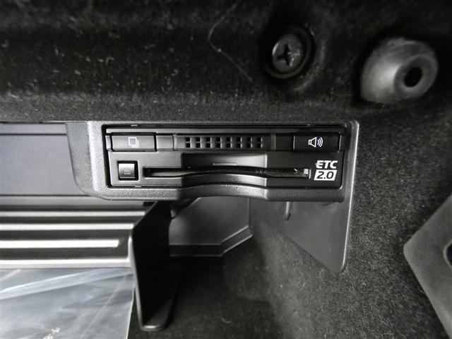 ＩＳ ＩＳ３００ｈ　バージョンＬ　衝突被害軽減　パワーウィンドウ　ＥＴＣ車載器　１オーナー　オートクルーズ　サイドＳＲＳ　パワーステアリング　電動シート　キーレス　ＴＶナビ　ＤＶＤ　ＡＣ　盗難防止システム　横滑り防止機能　エアバッグ（11枚目）