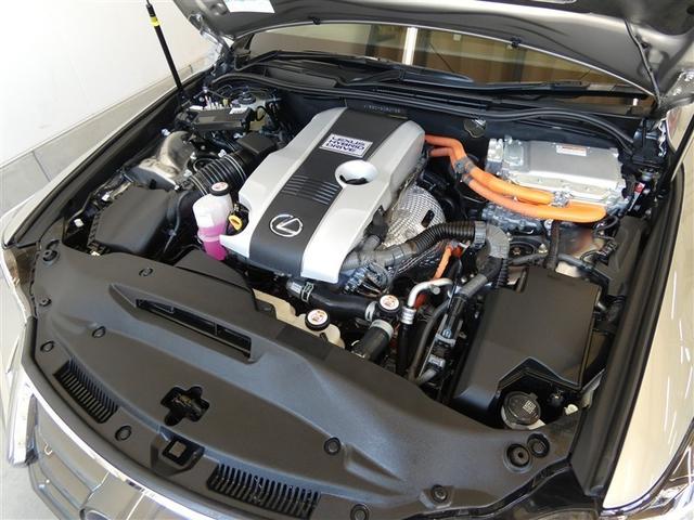 ＩＳ ＩＳ３００ｈ　バージョンＬ　衝突被害軽減　パワーウィンドウ　ＥＴＣ車載器　１オーナー　オートクルーズ　サイドＳＲＳ　パワーステアリング　電動シート　キーレス　ＴＶナビ　ＤＶＤ　ＡＣ　盗難防止システム　横滑り防止機能　エアバッグ（24枚目）