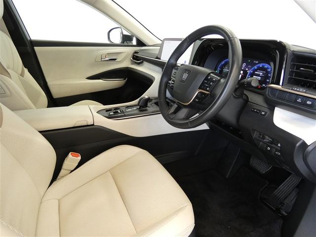 クラウンクロスオーバー Ｇアドバンスド　衝突軽減装置　フルセグテレビ　クルコン　横滑防止装置　ドライブレコーダー　ＬＥＤヘッドライト　記録簿　Ｂカメラ　Ｐシート　ＥＴＣ　オートエアコン　ＡＣ１００Ｖ電源　１オーナー　ＡＵＸ　エアバッグ　ＴＶ（22枚目）