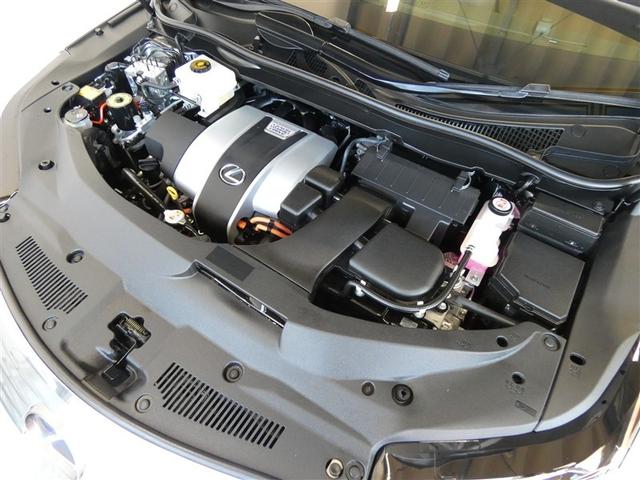 ＲＸ ＲＸ４５０ｈ　バージョンＬ　衝突軽減システム　１００ＶＡＣ電源　Ｂモニ　アルミ　地デジ　寒冷地仕様　整備記録簿　オートエアコン　ナビ＆ＴＶ　ワンオーナ　ＬＥＤ　電動シート　オートクルーズ　キーレス　ミュージックプレイヤー接続可（28枚目）