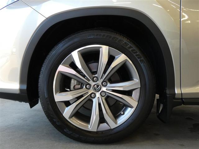 ＲＸ ＲＸ４５０ｈ　バージョンＬ　衝突軽減システム　１００ＶＡＣ電源　Ｂモニ　アルミ　地デジ　寒冷地仕様　整備記録簿　オートエアコン　ナビ＆ＴＶ　ワンオーナ　ＬＥＤ　電動シート　オートクルーズ　キーレス　ミュージックプレイヤー接続可（29枚目）