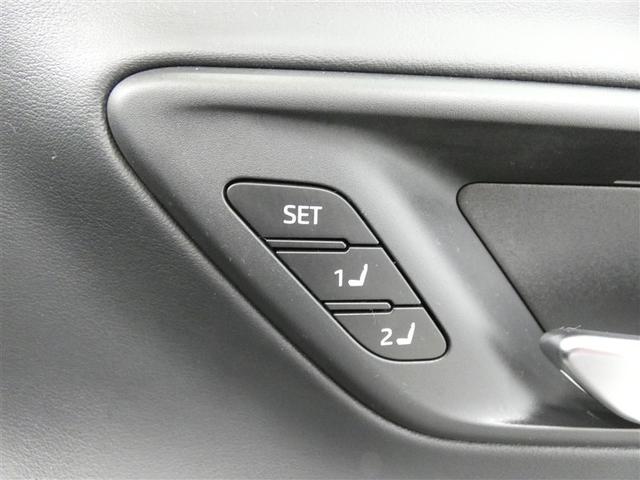 クラウンクロスオーバー Ｇアドバンスド・レザーパッケージ　ＴＳＳ　レザー　フルセグＴＶ　パワーシート　ＬＥＤヘッドライト　クルーズコントロール　Ｂカメラ　エアロ　ドライブレコーダ　オートエアコン　アルミホイル　ワンオーナー　ＥＴＣ付　横滑り防止装置　４ＷＤ（18枚目）