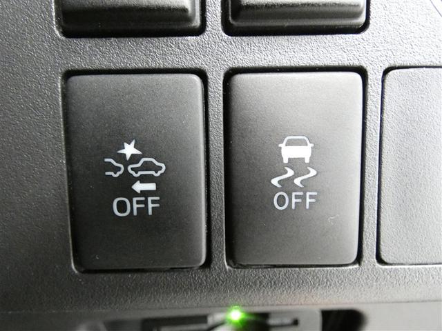 スマートアシストです。衝突被害軽減ブレーキに加えて、ペダル踏み間違い時加速抑制装置を搭載したクルマです。