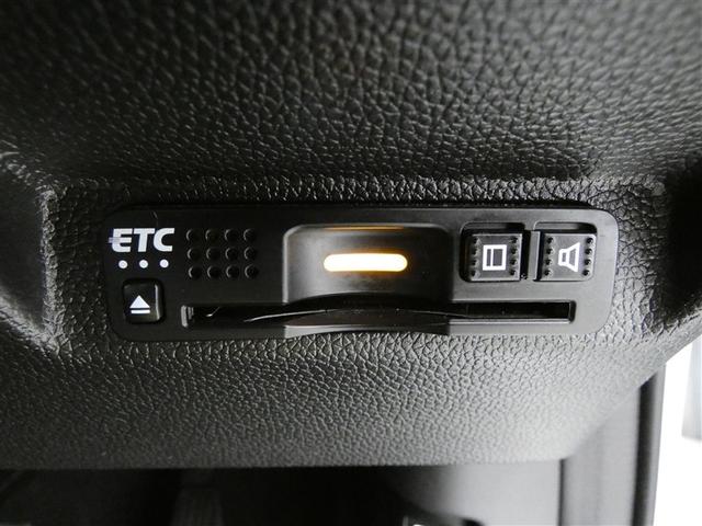 フリードハイブリッド ハイブリッド・クロスターホンダセンシング　両側Ｐスライドドア　オートクルーズコントロール　ワンオ－ナ－　ＤＶＤ再生可能　ＬＥＤライト　ＡＢＳ　メモリナビ　盗難防止　スマ－トキ－　ＶＳＡ　ウォークスルー　フルセグ　エアバッグ　キーフリー　ＥＴＣ（11枚目）