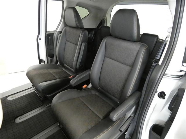 フリードハイブリッド ハイブリッド・クロスターホンダセンシング　両側Ｐスライドドア　オートクルーズコントロール　ワンオ－ナ－　ＤＶＤ再生可能　ＬＥＤライト　ＡＢＳ　メモリナビ　盗難防止　スマ－トキ－　ＶＳＡ　ウォークスルー　フルセグ　エアバッグ　キーフリー　ＥＴＣ（19枚目）