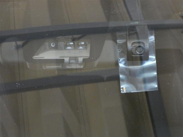 ノア Ｓｉ　ダブルバイビーＩＩＩ　バックＭ　両側オートスライドドア　イモビライザー　プリクラッシュＳ　ＬＥＤヘッドライト　リアエアコン　キーレス　エアバッグ　オートエアコン　デュアルエアバック　１オーナー　アルミホイール　ＡＢＳ（10枚目）