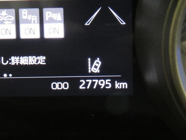 ヤリスクロス Ｇ　ＥＴＣ装備　リヤカメラ　スマートエントリー　イモビライザー　ＤＶＤ再生機能　オートエアコン　ＬＥＤライト　アルミホイール　ナビ　キーレス　パワーウィンドウ　クルコン　ＡＢＳ　ドライブレコーダー（3枚目）