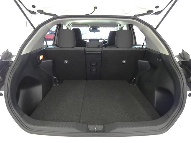 ヤリスクロス Ｇ　ＥＴＣ装備　リヤカメラ　スマートエントリー　イモビライザー　ＤＶＤ再生機能　オートエアコン　ＬＥＤライト　アルミホイール　ナビ　キーレス　パワーウィンドウ　クルコン　ＡＢＳ　ドライブレコーダー（24枚目）