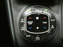 左右独立温度コントロールフルオートエアコンです。運転席・助手席それぞれ独立して温度設定が行えるので、助手席の大切な方も快適な室温でおくつろぎいただけます。