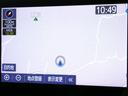カローラクロス ハイブリッド S DVD クルーズコントロール フルセグTV サイドエアバッグ アルミホイール 4WD ETC ドライブレコーダー バックカメラ スマートキー ワンオーナー LEDヘッドランプ 盗難防止装置 キーレス(7枚目)