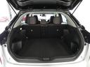 しっかりとラゲージスペースも確保しています。日常のお買い物から家族、仲間とのレジャーの荷物など多彩な使い勝手がうれしいですね。