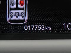 走行距離は少なく、およそ１８，０００ｋｍです。 3