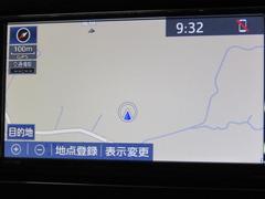 トヨタ純正ＳＤナビ＋フルセグテレビ＋Ｂカメラ＋ＥＴＣ付きです。詳細地図により目的地をピンポイントで設定できます。初めての道でも迷いにくく、ロングドライブも快適ですよ♪ 7