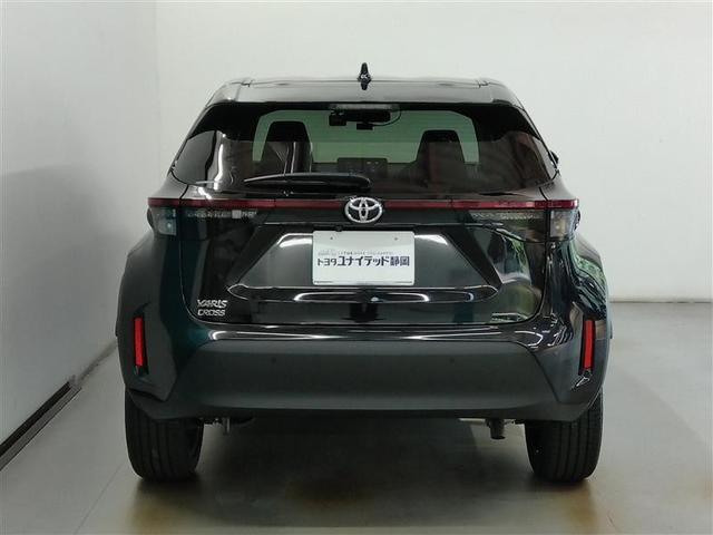 ヤリスクロス Ｚ　ワンオーナー　電動シート　安全装備　衝突被害軽減システム　横滑り防止機能　ＡＢＳ　エアバッグ　オートクルーズコントロール　盗難防止装置　バックカメラ　ＥＴＣ　ドラレコ　ミュージックプレイヤー接続可（4枚目）