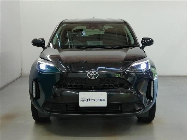 ヤリスクロス Ｚ　ワンオーナー　電動シート　安全装備　衝突被害軽減システム　横滑り防止機能　ＡＢＳ　エアバッグ　オートクルーズコントロール　盗難防止装置　バックカメラ　ＥＴＣ　ドラレコ　ミュージックプレイヤー接続可（5枚目）