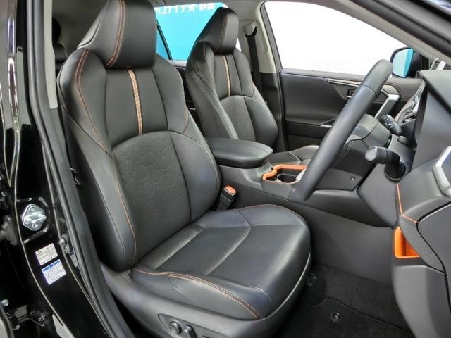 ＲＡＶ４ アドベンチャー　ワンオーナー　寒冷地　４ＷＤ　電動シート　安全装備　衝突被害軽減システム　横滑り防止機能　ＡＢＳ　エアバッグ　オートクルーズコントロール　盗難防止装置　バックカメラ　ＥＴＣ　ドラレコ　ＣＤ　キーレス（8枚目）