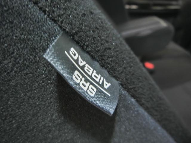 ムーヴキャンバス Ｇブラックインテリアリミテッド　ＳＡＩＩＩ　安全装備　衝突被害軽減システム　横滑り防止機能　ＡＢＳ　エアバッグ　盗難防止装置　アイドリングストップ　バックカメラ　ＥＴＣ　ドラレコ　ミュージックプレイヤー接続可　ＣＤ　スマートキー　キーレス（10枚目）