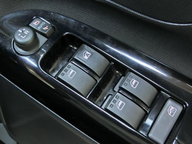 ムーヴキャンバス Ｇブラックインテリアリミテッド　ＳＡＩＩＩ　安全装備　衝突被害軽減システム　横滑り防止機能　ＡＢＳ　エアバッグ　盗難防止装置　アイドリングストップ　バックカメラ　ＥＴＣ　ドラレコ　ミュージックプレイヤー接続可　ＣＤ　スマートキー　キーレス（36枚目）