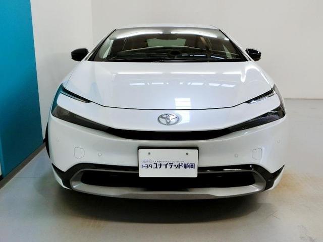 プリウス Z ハイブリッド ワンオーナー 電動シート 安全装備 衝突被害軽減システム 横滑り防止機能 ABS エアバッグ オートクルーズコントロール 盗難防止装置 バックカメラ ETC ドラレコ スマートキー(4枚目)