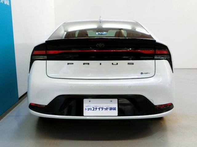 プリウス Z ハイブリッド ワンオーナー 電動シート 安全装備 衝突被害軽減システム 横滑り防止機能 ABS エアバッグ オートクルーズコントロール 盗難防止装置 バックカメラ ETC ドラレコ スマートキー(6枚目)