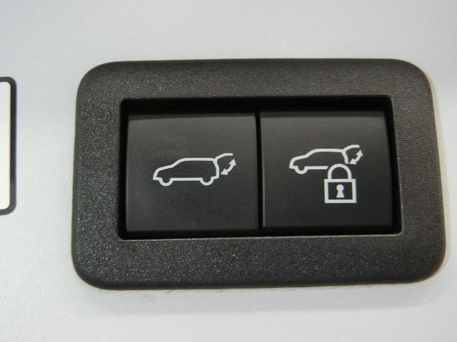 プリウス Z ハイブリッド ワンオーナー 電動シート 安全装備 衝突被害軽減システム 横滑り防止機能 ABS エアバッグ オートクルーズコントロール 盗難防止装置 バックカメラ ETC ドラレコ スマートキー(35枚目)