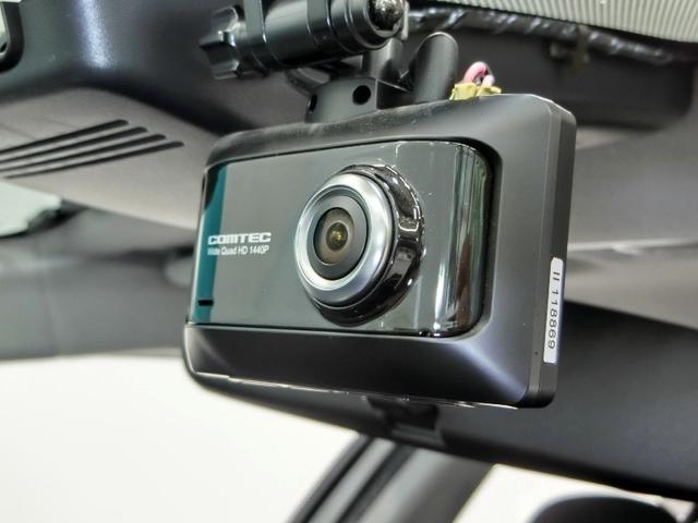 アクア S ハイブリッド ワンオーナー 衝突被害軽減システム 横滑り防止機能 ABS エアバッグ 盗難防止装置 バックカメラ ETC ドラレコ ミュージックプレイヤー接続可 CD スマートキー キーレス フル装備(4枚目)