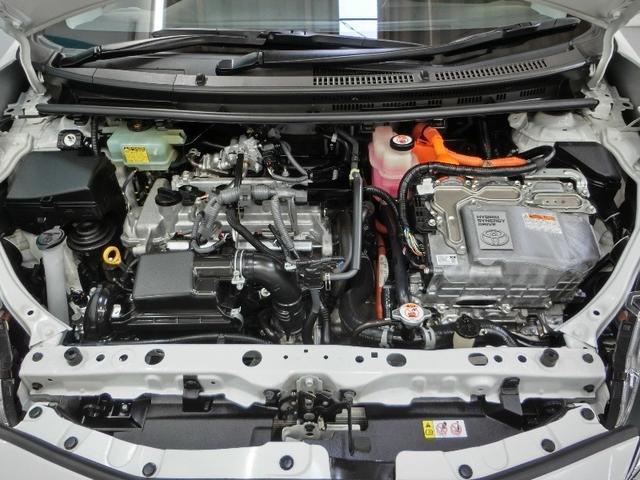 アクア S ハイブリッド ワンオーナー 衝突被害軽減システム 横滑り防止機能 ABS エアバッグ 盗難防止装置 バックカメラ ETC ドラレコ ミュージックプレイヤー接続可 CD スマートキー キーレス フル装備(10枚目)