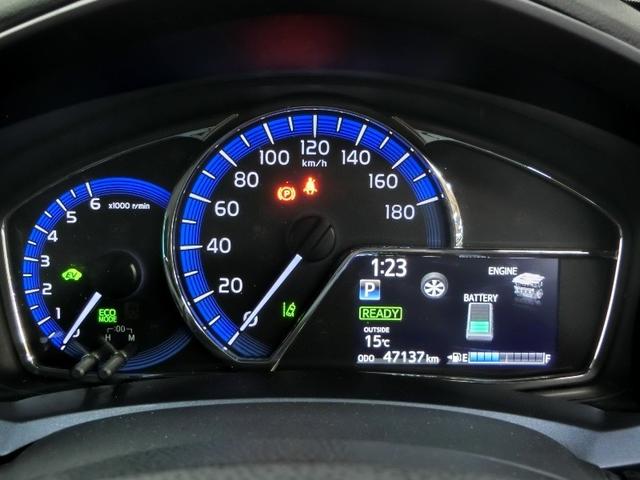 カローラフィールダー ハイブリッド ハイブリッド 安全装備 衝突被害軽減システム 横滑り防止機能 ABS エアバッグ バックカメラ ETC ドラレコ ミュージックプレイヤー接続可 CD キーレス フル装備 LEDヘッドランプ オートマ(21枚目)