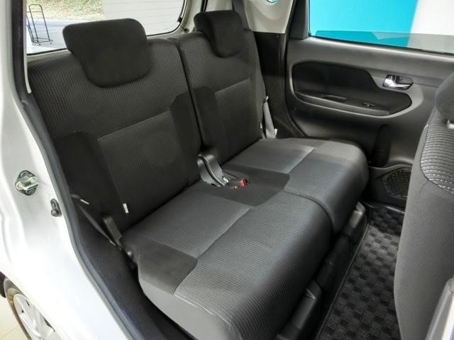 ムーヴ ＸリミテッドＩＩ　ＳＡＩＩＩ　衝突被害軽減システム　横滑り防止機能　ＡＢＳ　エアバッグ　盗難防止装置　アイドリングストップ　バックカメラ　ＥＴＣ　ミュージックプレイヤー接続可　ＣＤ　スマートキー　キーレス　フル装備　アルミホイール（9枚目）