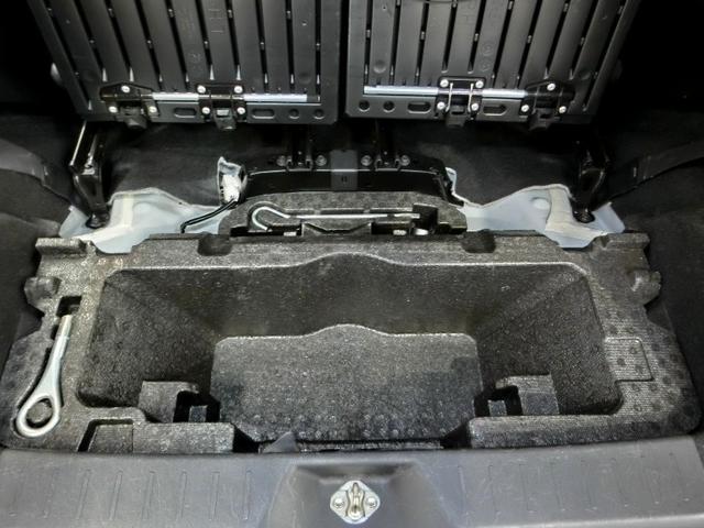 ムーヴ ＸリミテッドＩＩ　ＳＡＩＩＩ　衝突被害軽減システム　横滑り防止機能　ＡＢＳ　エアバッグ　盗難防止装置　アイドリングストップ　バックカメラ　ＥＴＣ　ミュージックプレイヤー接続可　ＣＤ　スマートキー　キーレス　フル装備　アルミホイール（19枚目）