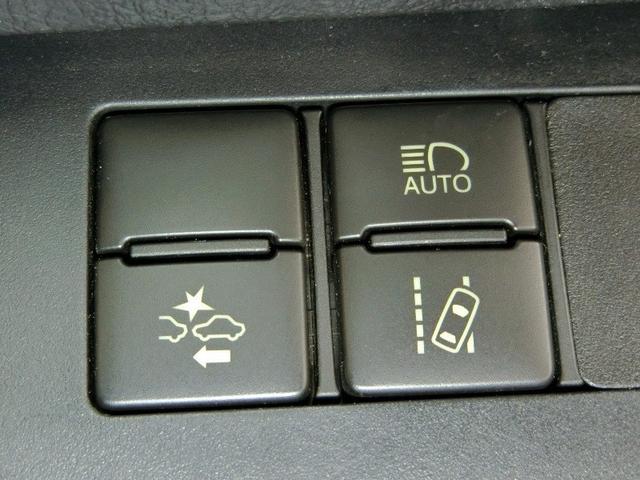 シエンタ G ワンオーナー 衝突被害軽減システム 横滑り防止機能 ABS エアバッグ 盗難防止装置 アイドリングストップ バックカメラ ETC ドラレコ ミュージックプレイヤー接続可 CD スマートキー キーレス(7枚目)