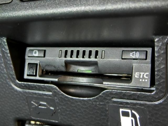 ルーミー Ｇ－Ｔ　衝突被害軽減システム　横滑り防止機能　ＡＢＳ　エアバッグ　盗難防止装置　アイドリングストップ　バックカメラ　ＥＴＣ　ドラレコ　ミュージックプレイヤー接続可　ＣＤ　スマートキー　キーレス　フル装備（17枚目）