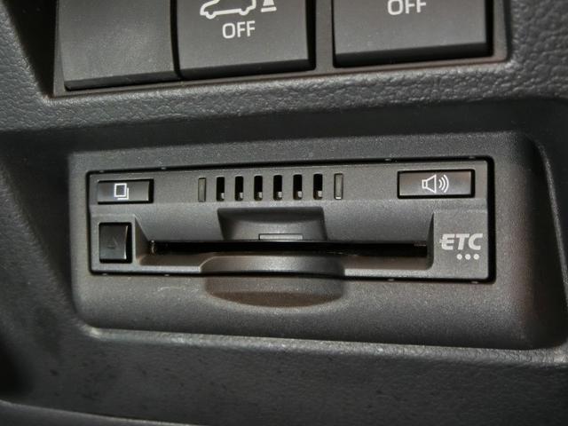 ランドクルーザー ＧＸ　ワンオーナー　４ＷＤ　安全装備　衝突被害軽減システム　横滑り防止機能　ＡＢＳ　エアバッグ　オートクルーズコントロール　盗難防止装置　バックカメラ　ＥＴＣ　ミュージックプレイヤー接続可　スマートキー（16枚目）