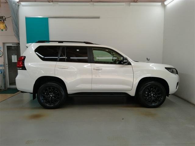 ランドクルーザープラド TX Lパッケージ マットブラックエディション ワンオーナー 4WD サンルーフ 革シート 電動シート 安全装備 衝突被害軽減システム 横滑り防止機能 ABS エアバッグ オートクルーズコントロール 盗難防止装置 バックカメラ ETC CD(3枚目)