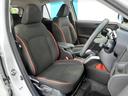 運転席シートです。フィット感が有り座り心地の良いシートです。