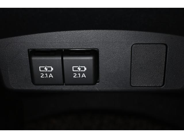 シエンタ ファンベースＸ　衝突被害軽減システム　電動スライドドア　ＬＥＤヘッドランプ　メモリーナビ　バックカメラ　ＥＴＣ　ワンセグ　ミュージックプレイヤー接続可　ＣＤ　キーレス　ＣＶＴ　オートマ（11枚目）