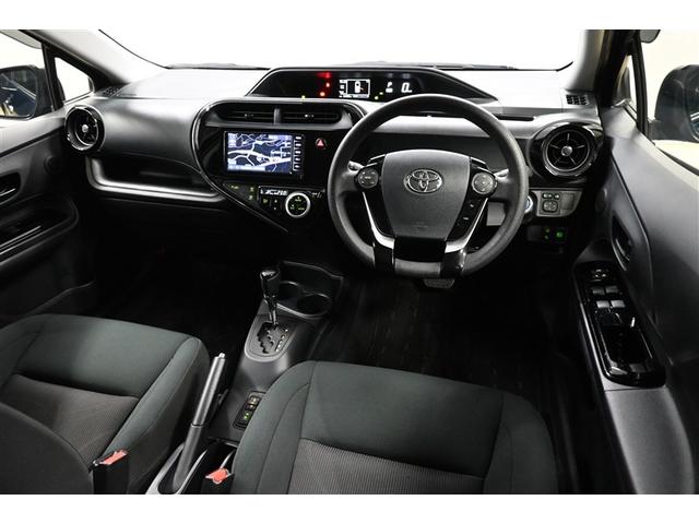 アクア Ｓスタイルブラック　ハイブリッド　衝突被害軽減システム　ＬＥＤヘッドランプ　メモリーナビ　バックカメラ　ＥＴＣ　ドラレコ　ワンセグ　ミュージックプレイヤー接続可　ＣＤ　スマートキー　キーレス　ＣＶＴ　オートマ（4枚目）