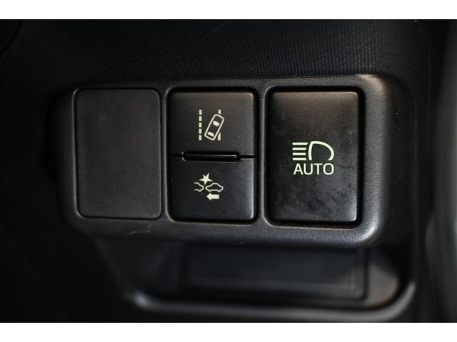 アクア Ｓスタイルブラック　ハイブリッド　衝突被害軽減システム　ＬＥＤヘッドランプ　メモリーナビ　バックカメラ　ＥＴＣ　ドラレコ　ワンセグ　ミュージックプレイヤー接続可　ＣＤ　スマートキー　キーレス　ＣＶＴ　オートマ（23枚目）