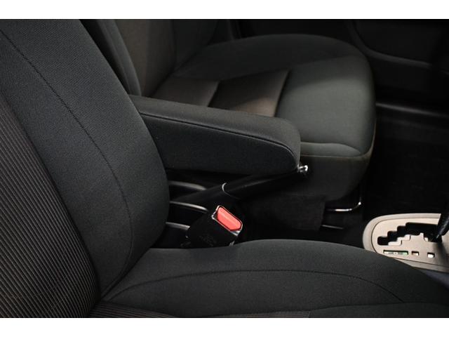 アクア Ｓスタイルブラック　ハイブリッド　衝突被害軽減システム　ＬＥＤヘッドランプ　メモリーナビ　バックカメラ　ＥＴＣ　ドラレコ　ワンセグ　ミュージックプレイヤー接続可　ＣＤ　スマートキー　キーレス　ＣＶＴ　オートマ（27枚目）