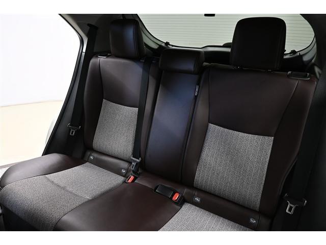 ヤリスクロス ハイブリッドＺ　４ＷＤ　ハイブリッド　衝突被害軽減システム　オートクルーズコントロール　ＬＥＤヘッドランプ　メモリーナビ　バックカメラ　ＥＴＣ　ドラレコ　フルセグ　ミュージックプレイヤー接続可　アルミホイール（28枚目）